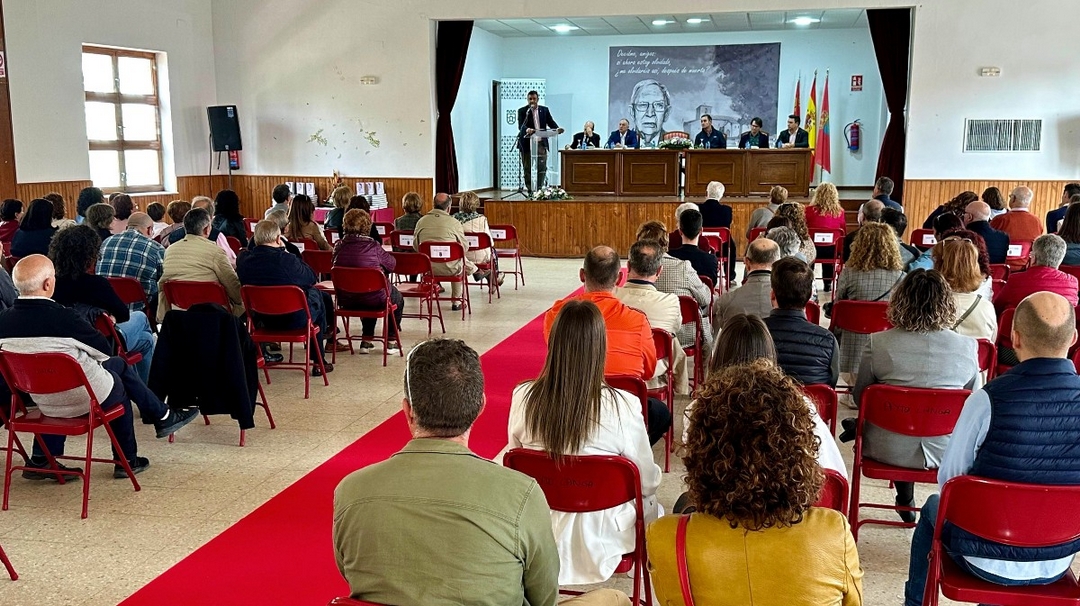 Presentación en Langa del libro Poesía completa, de Jacinto Herrero, e inauguración de una ruta literaria